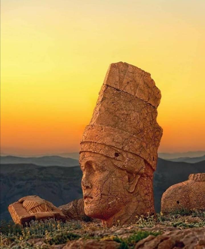 Nemrut Dagi Isik Pansi̇On Motel Karadut  Kültér fotó