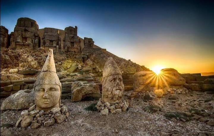 Nemrut Dagi Isik Pansi̇On Motel Karadut  Kültér fotó