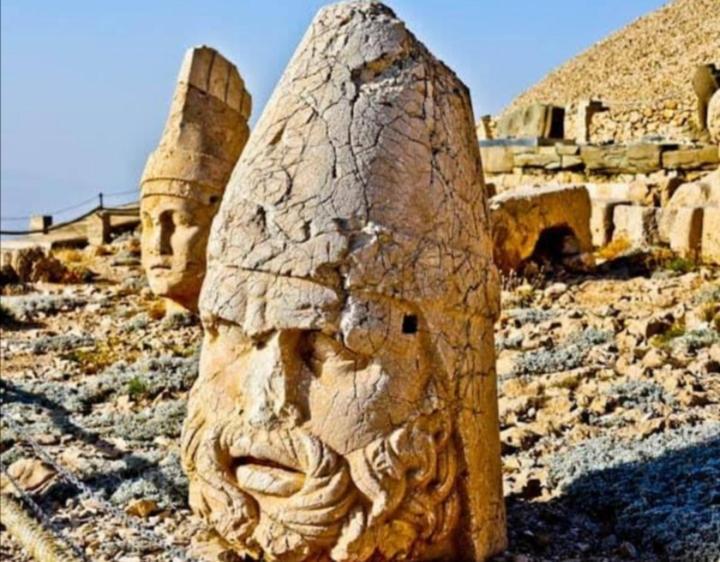 Nemrut Dagi Isik Pansi̇On Motel Karadut  Kültér fotó